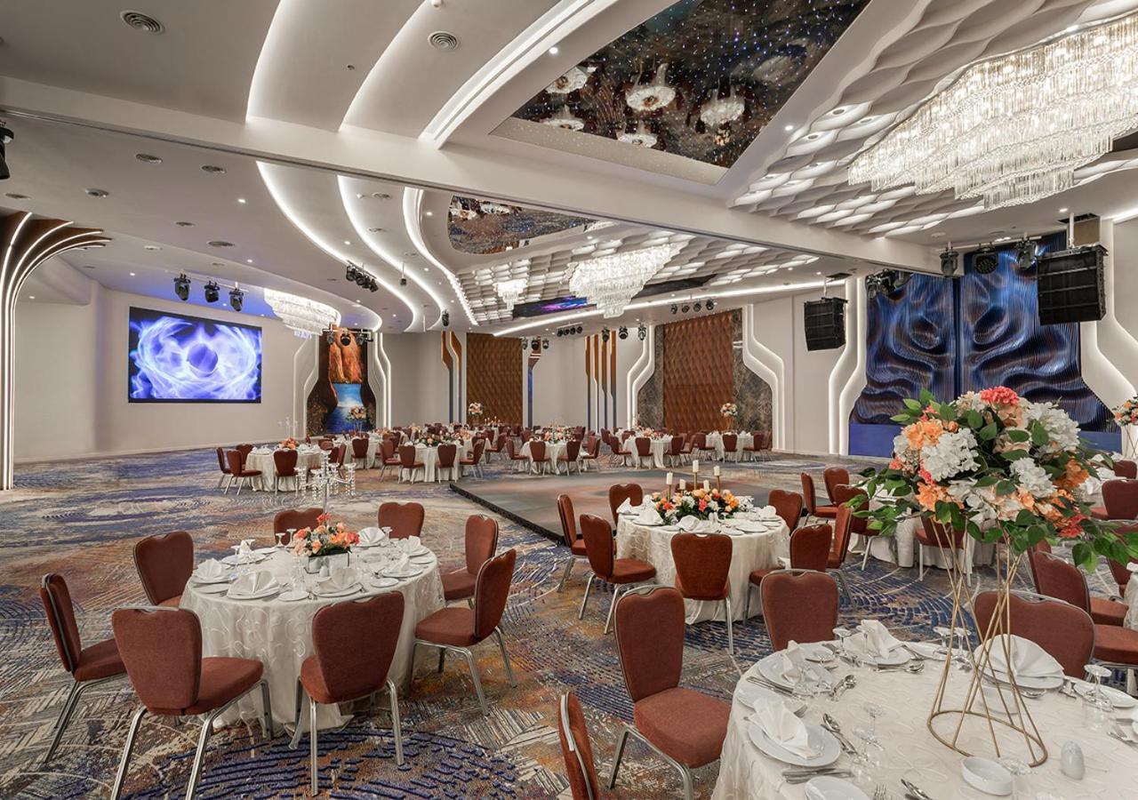 Mirage Hotel & Conference Center Alexandria Exterior foto The ballroom