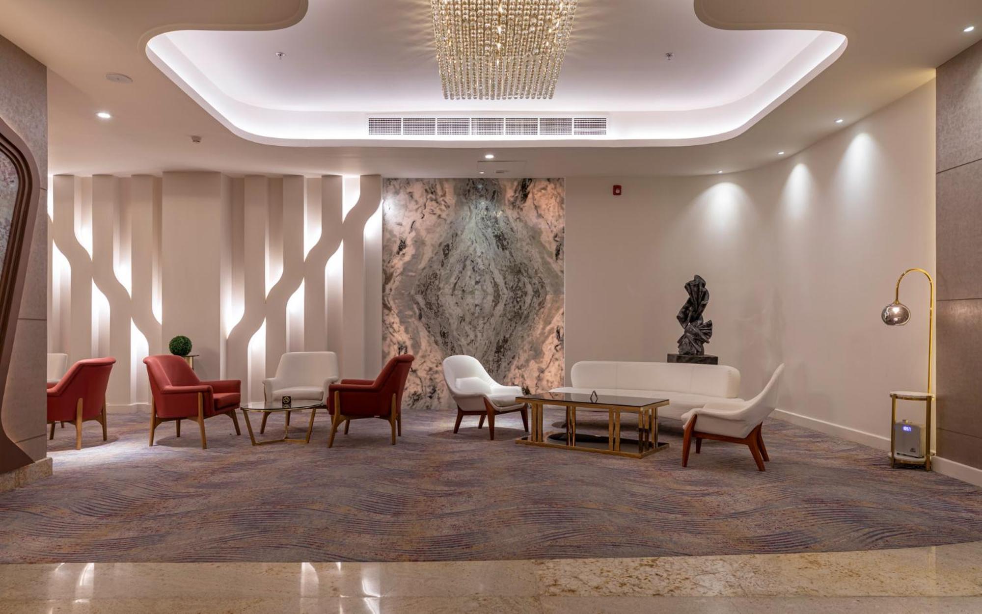 Mirage Hotel & Conference Center Alexandria Exterior foto The lobby of the hotel