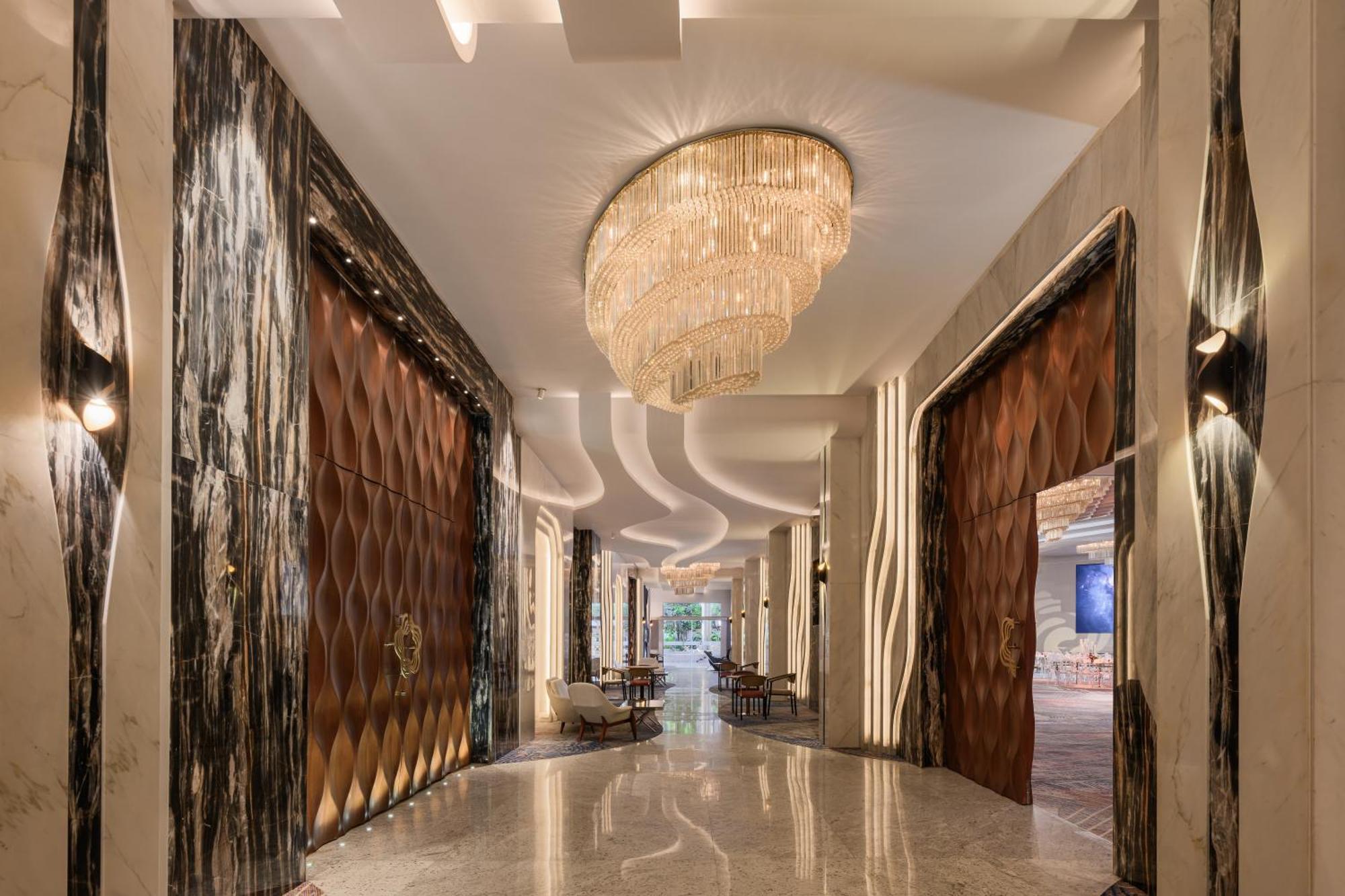 Mirage Hotel & Conference Center Alexandria Exterior foto The lobby of the hotel